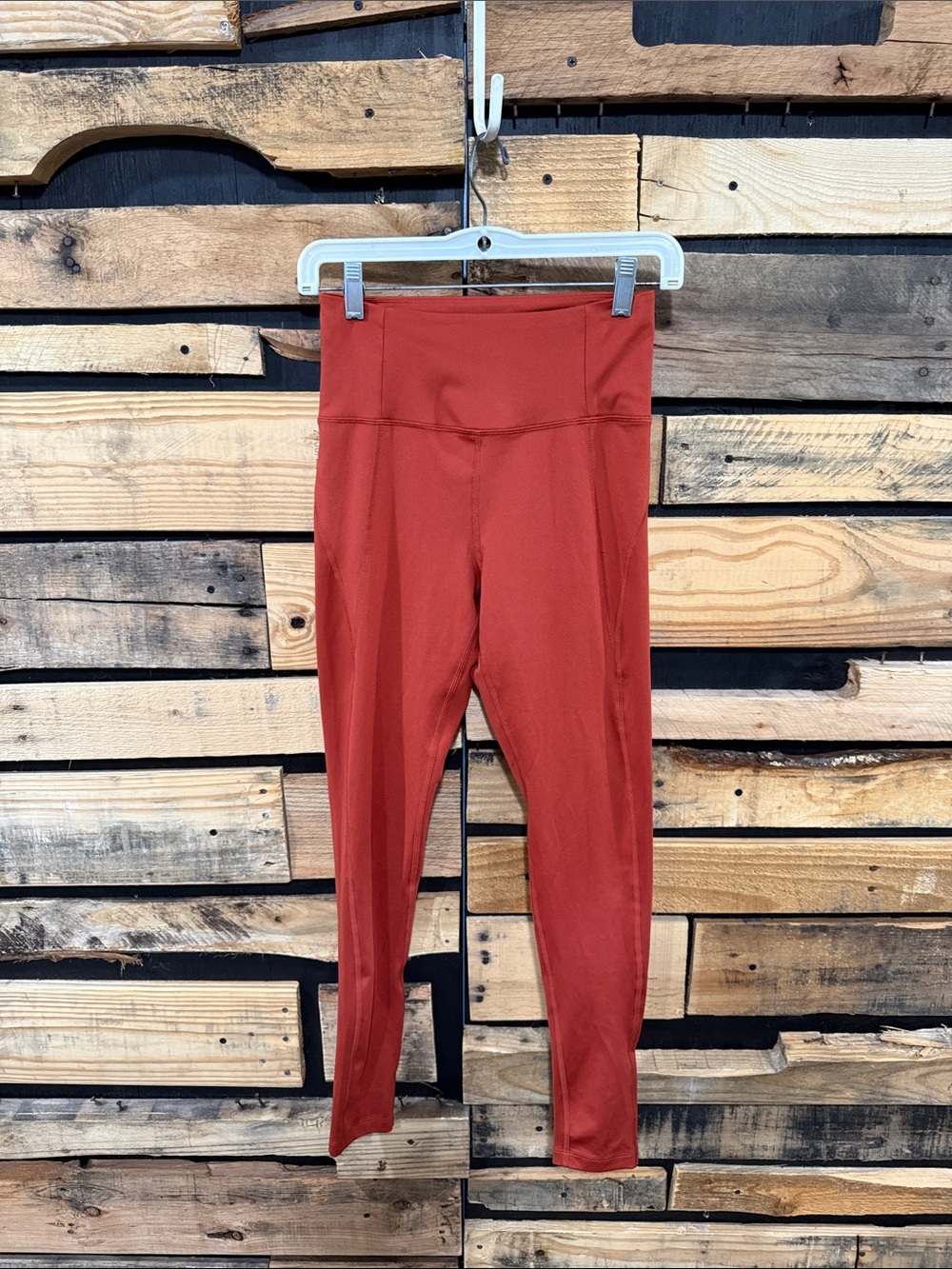 Girlfriend Collective Compressive High Rise Leggings in
Sedona Size Small